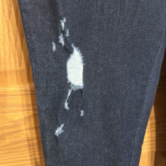 Hue Studio Women's Distressed Stretchy Denim Leggings - Midnight Rinse -… - Picture 7 of 14
